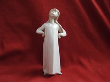 Lladro porcelaine jeune d'occasion Lladro porcelaine jeune d'occasion  Gien