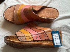 Bnwt women pavers for sale  MUCH WENLOCK