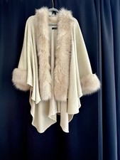 Poncho kunstfell gebraucht kaufen  Krefeld