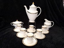 Elegant royal doulton for sale  HUDDERSFIELD