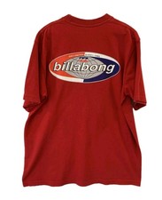 Camiseta Billabong Surf Logo Vermelha 100% Algodão Feita na Austrália Tamanho G (22" P2P) #88 comprar usado Camiseta Billabong Surf Logo Vermelha 100% Algodão Feita na Austrália Tamanho G (22" P2P) #88 comprar usado  Enviando para Brazil