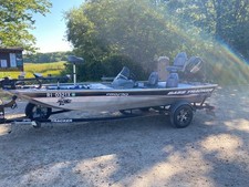 2015 bass tracker for sale  North Kingstown