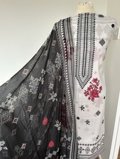 Stunning printed lawn for sale  BRADFORD