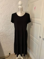 Robe noire bon d'occasion  Saint-Julien-de-Peyrolas