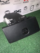 Cassetto vano portaoggetti usato  Melito di Napoli