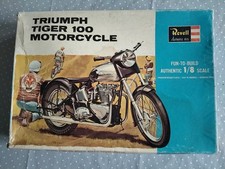 Maquette moto triumph d'occasion Maquette moto triumph d'occasion  Fleury-les-Aubrais