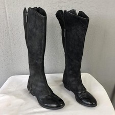 Donald pliner boots for sale  Fredericksburg