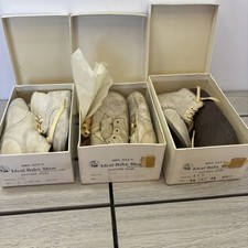 Lote de 3 Sapatos de Bebê Vintage Anos 1960 Mrs. Day’s Ideal Couro Branco, Caixa Original comprar usado  Enviando para Brazil