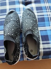 Slipper strasssteinen 44 gebraucht kaufen  Marklkofen