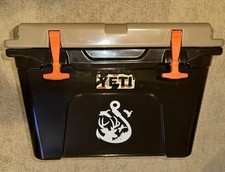 Yeti tundra limited for sale  Grand Forks
