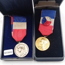 L14 lot médailles d'occasion L14 lot médailles d'occasion  Saint-Jean-en-Royans