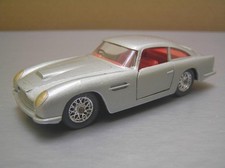 Solido 130 aston d'occasion  Expédié en Belgium