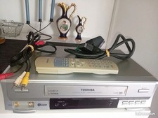 Magnétoscope toshiba téléco d'occasion  Cagnes-sur-Mer