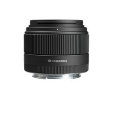 Sigma 19mm 2.8 usato  Italia