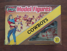 200 model figure usato  Cagliari
