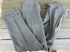 Pantalon vert gris d'occasion  Mourmelon-le-Grand