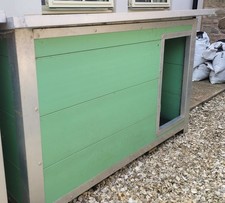 Insulated dog kennel for sale  COLDSTREAM