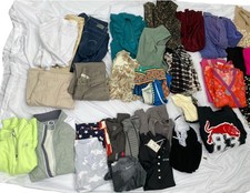 Lote de Roupas Femininas 38 Peças Joblot Atacado Jeans Vestidos Blusas Saias comprar usado  Enviando para Brazil