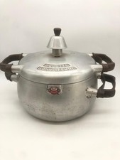 Ancienne cocotte minute d'occasion  Saint-Dié-des-Vosges