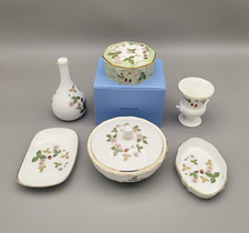 Six pieces wedgwood for sale  BRIDGEND