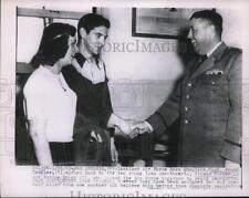 1952 Press Photo LAckland AFB capelão capitão Frank Trayler, Vivian Parker, R Ehret, usado comprar usado  Enviando para Brazil