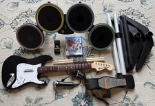 Rock Band 4 PS4 PS5 Rivals Bundle Fender conjunto de bateria guitarra microfone de jogo PlayStation comprar usado  Enviando para Brazil
