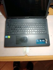 Notebook asus x552v usato  Napoli
