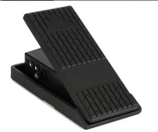 Pedal Behringer FCV100 modo duplo para controle de volume e modulação comprar usado  Enviando para Brazil