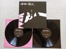 2 LP 33T METRO AREA "Eponyme" SOURCE SOURLP070 UK 2002 VG+ ° na sprzedaż  Wysyłka do Poland