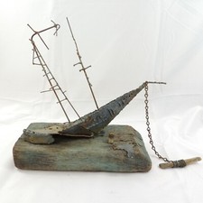 Escultura de navio vintage 1967 parcialmente afundada de metal e madeira assinada ROZZEN 12" comprar usado  Enviando para Brazil