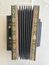Ancien accordéon d'occasion  Bois-Guillaume