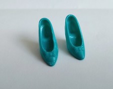 Barbie pair shoes d'occasion  Expédié en Belgium