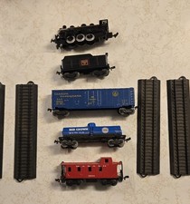 maisto train for sale  Mount Auburn
