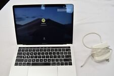 MacBook Pro 13 em 2.4GHz i5 8GB 256 SSD com extras 2019 comprar usado  Enviando para Brazil