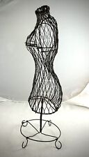 Vestido de boneca de metal fio antigo vintage forma 14” exibição de roupas! Maine Estate Find comprar usado  Enviando para Brazil
