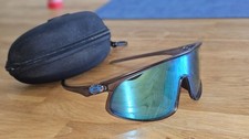 Oakley rslv sunglasses usato  Viale