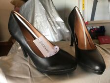 Scarpe donna decolte usato  Mercogliano