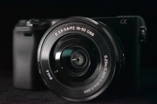 [Garantia de 1 ano] Câmera Digital Mirrorless Sony Alpha a6300 E 16-50mm Preta 7449 comprar usado  Enviando para Brazil