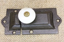Trava de armário antiga trava de armário vintage 1870’s botão de porcelana 3 5/8” ferro fundido, usado comprar usado  Enviando para Brazil