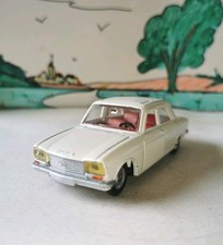 Dinky toys peugeot d'occasion  Mortrée