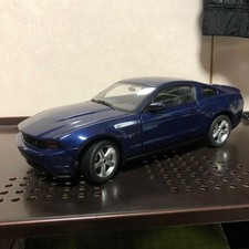 1100 AUTOart Ford Mustang GT 1/18 carro miniatura com acabamento azul metálico comprar usado  Enviando para Brazil