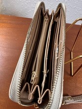 Carteira creme Michael Kors jet set viagem grande com zíper superior estojo cartão comprar usado  Enviando para Brazil