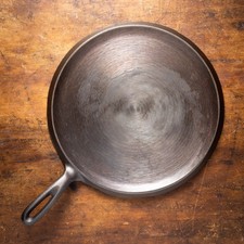 Lodge round griddle for sale  Vancouver