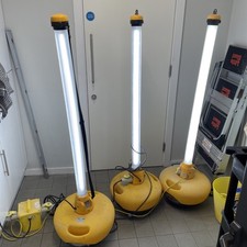 Defender led uplight for sale  LONDON
