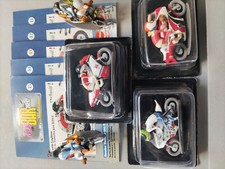 Lot figurines moto d'occasion  Saint-Saturnin-lès-Avignon