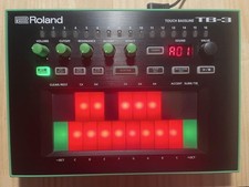 Roland touch bassline d'occasion Roland touch bassline d'occasion  Expédié en France