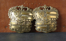 Antique heraldic large for sale  SURBITON