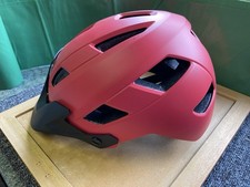 Casco de ciclismo para adultos, bomba y bolsa de herramientas (con accesorios) segunda mano  Embacar hacia Mexico
