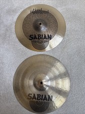 Pratos Sabian HH 14” duplo martelado à mão escuro Hi Hat - 949 e 1189 gramas, usado comprar usado  Enviando para Brazil