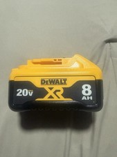 Dewalt battery dcb208 d'occasion  Expédié en Belgium